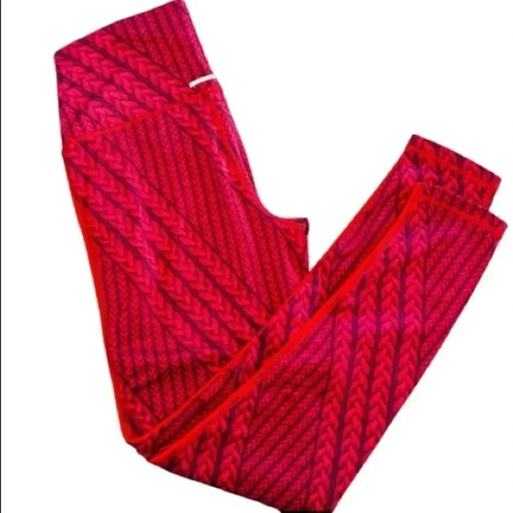 AERIE RED LEGGINS CHILL. PLAY. MOVE SIZE MEDIUM